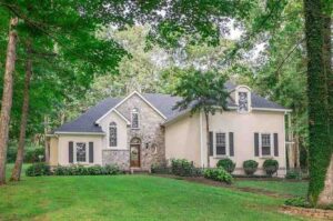 Rural home in Rockfield Kentucky needing exterior repair services